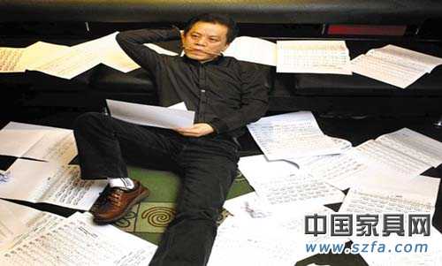 <a href='/product/product-0001,0082-1.shtml' title='點(diǎn)擊查看關(guān)于家居布藝的相關(guān)信息' target='_blank'><font color='blue'>家居布藝</font></a>第一首品牌歌《蝴蝶花開》作者高建華老師